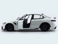2022 Alfa-Romeo Giulia GTA white 1:18 Solido diecast